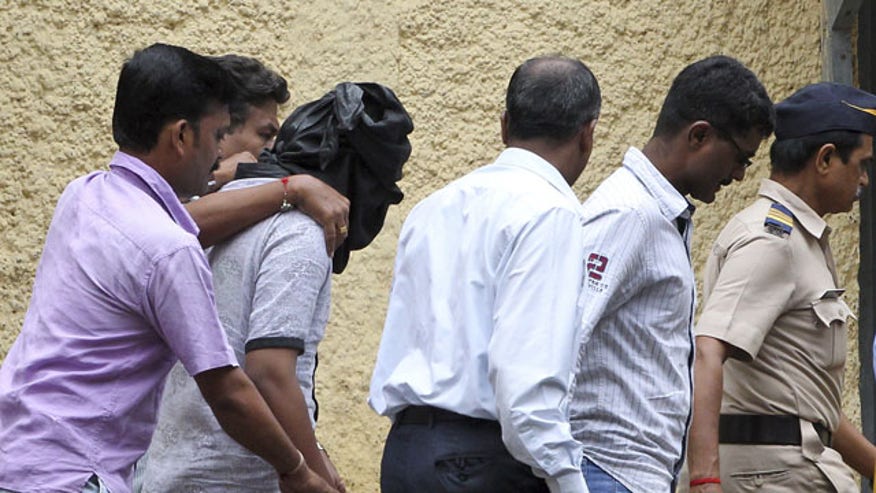 APTOPIX India Gang Ra_Cham.jpg